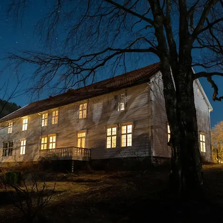 Skrivergaarden - Ei Historisk Perle
