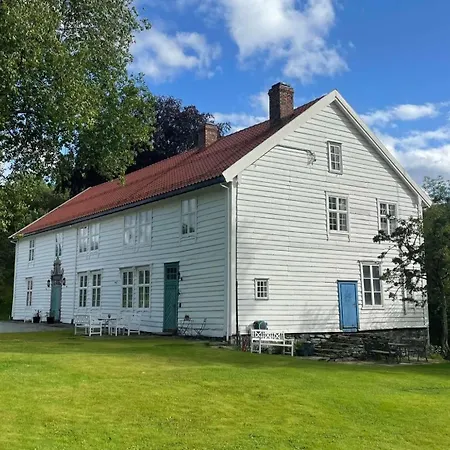 Skrivergaarden - Ei Historisk Perle Lokja